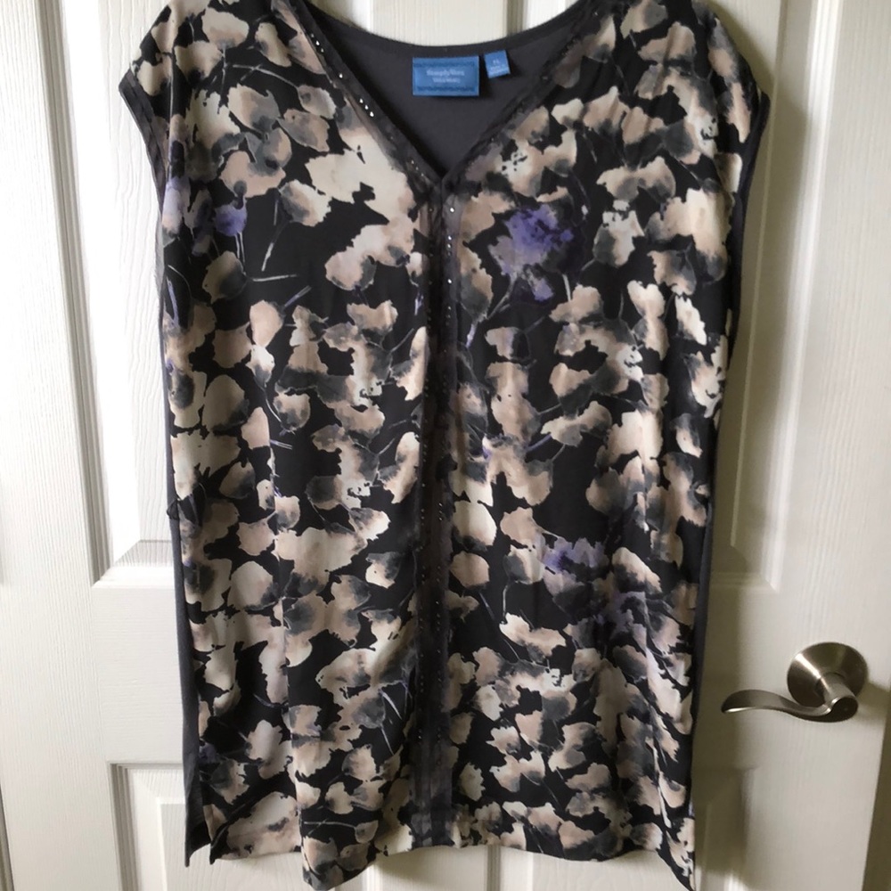 Simply Vera Wang top